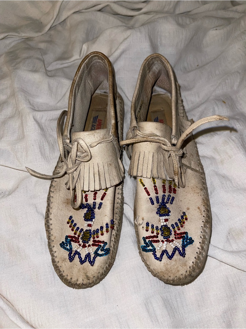Vintage American Eagle Beaded Native Style Fringey Moccasins - Sz 7